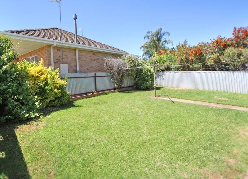39 Raye Street TOLLAND 7