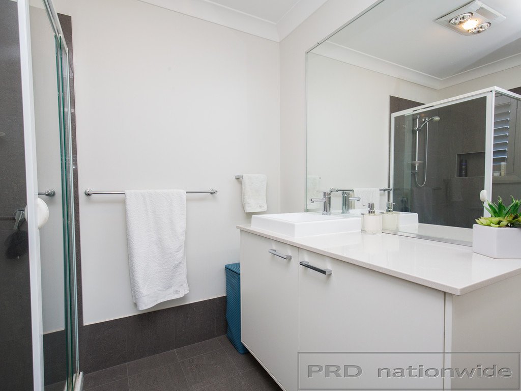 39 Redwood Dr  GILLIESTON HEIGHTS 9