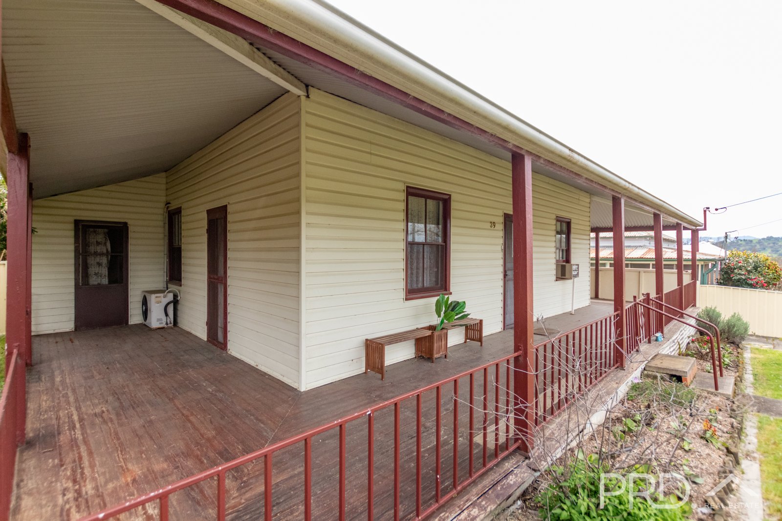 39 Richmond Street TUMUT 11