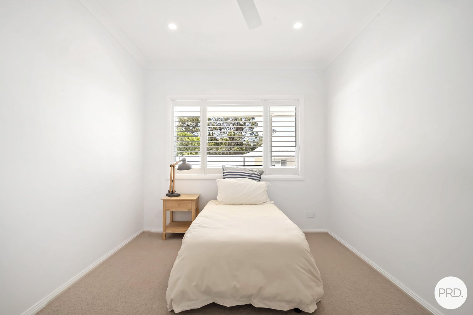 39 Ridgeview Drive, (off Fleet Street)  SALAMANDER BAY 14
