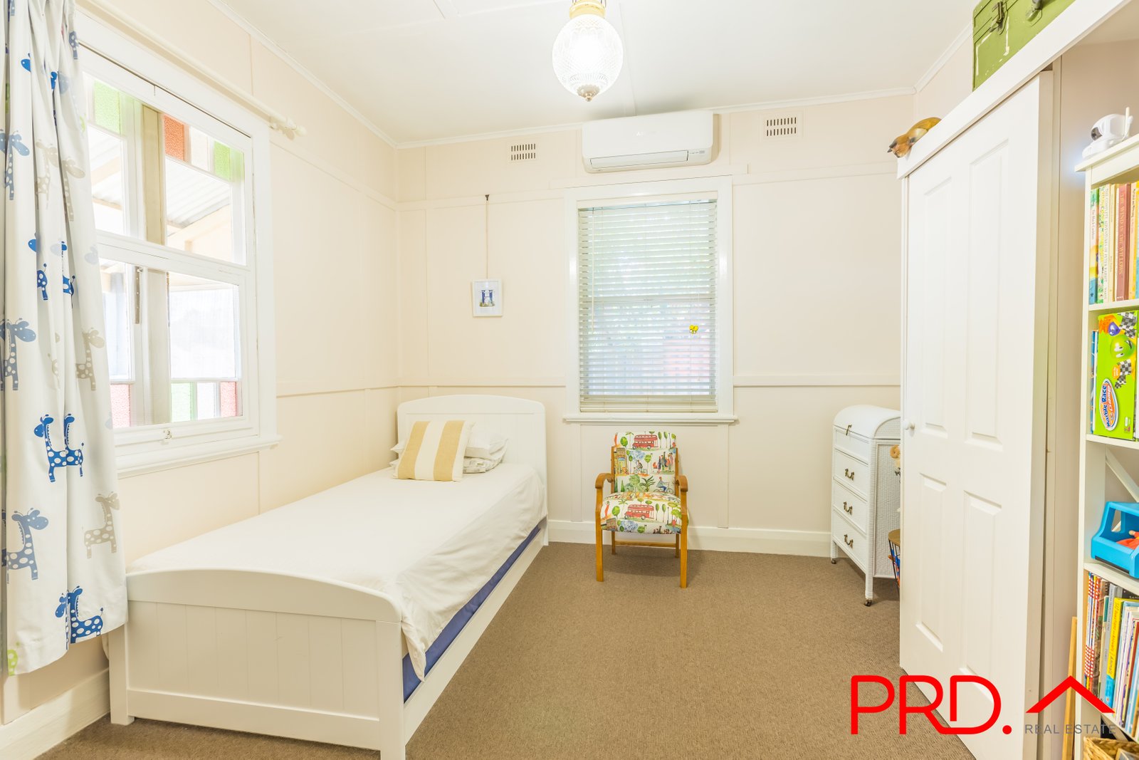 39 Roderick Street TAMWORTH 5