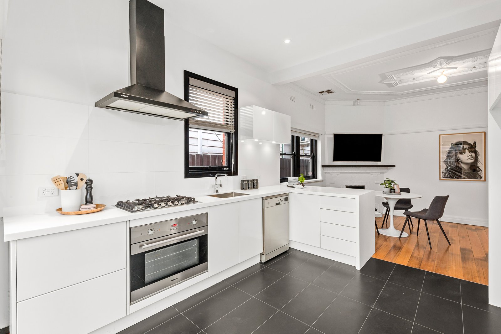 Gallery: 39 Rosamond Street
