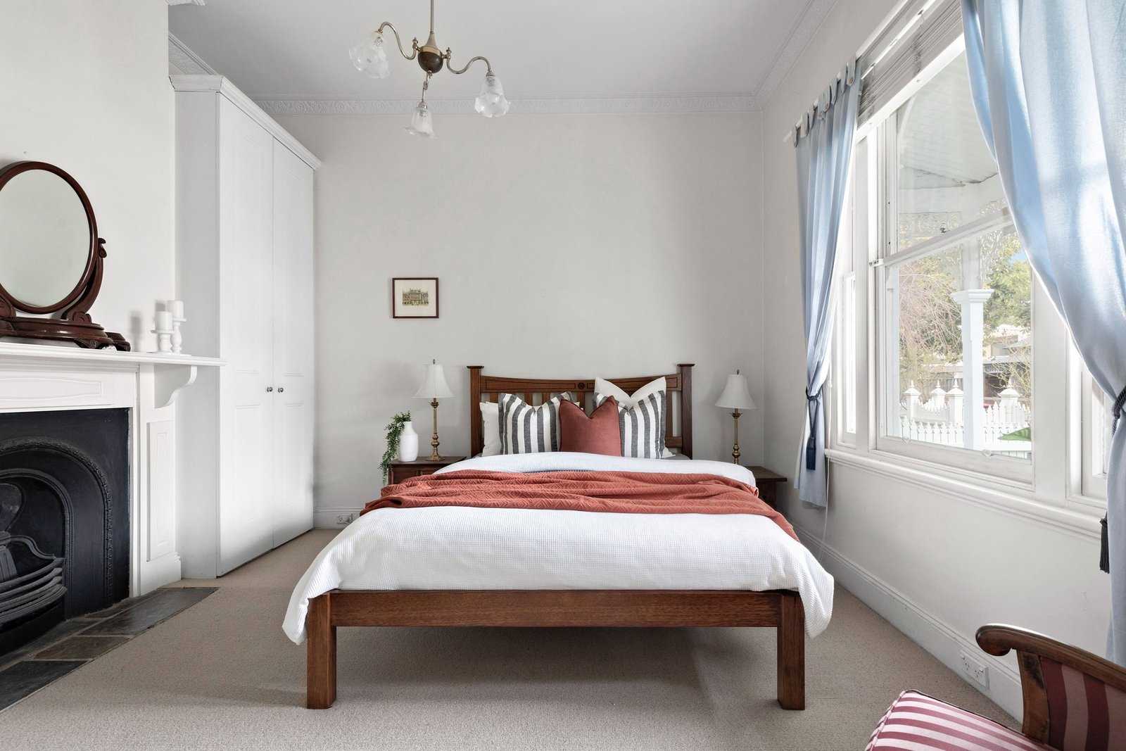 Real Estate and Property in 39 Roseberry Street, Hawthorn East, VIC