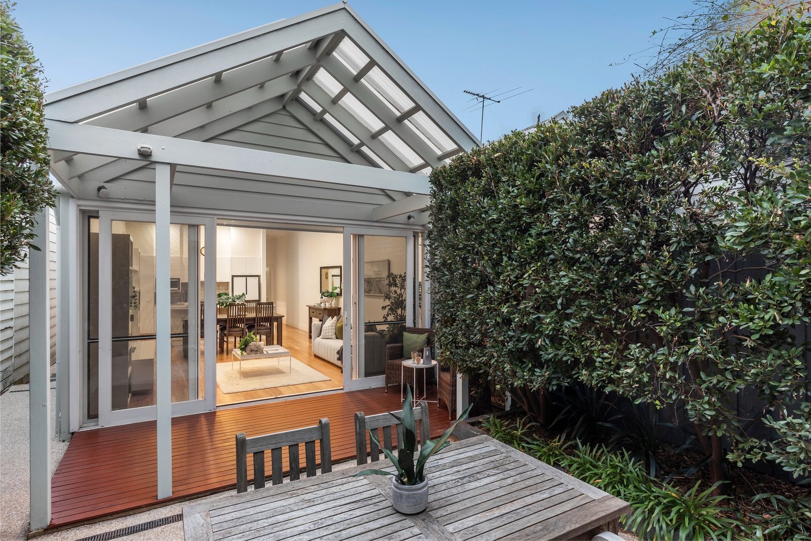 Real Estate and Property in 39 Roseberry Street, Hawthorn East, VIC