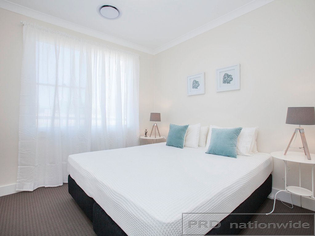 39 Rugby St  ELLALONG 9