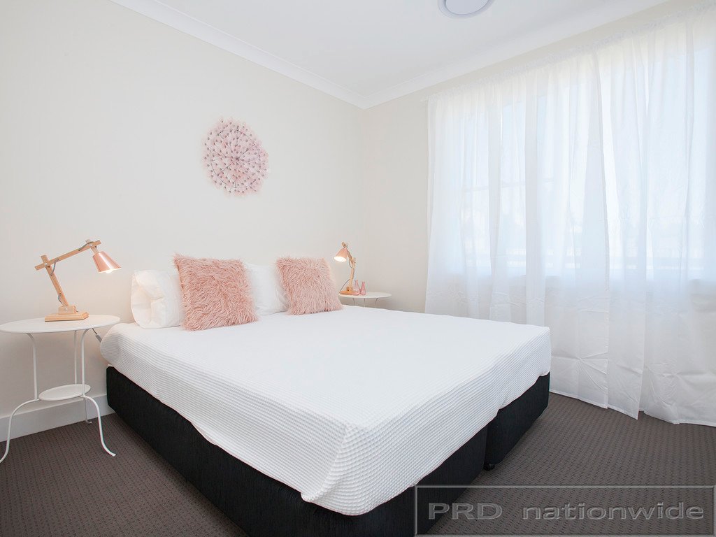 39 Rugby St  ELLALONG 12