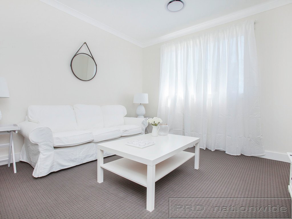 39 Rugby St  ELLALONG 16