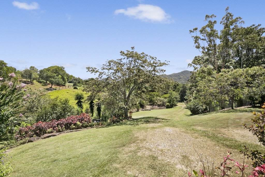 39 Rusty Court TALLEBUDGERA VALLEY 18