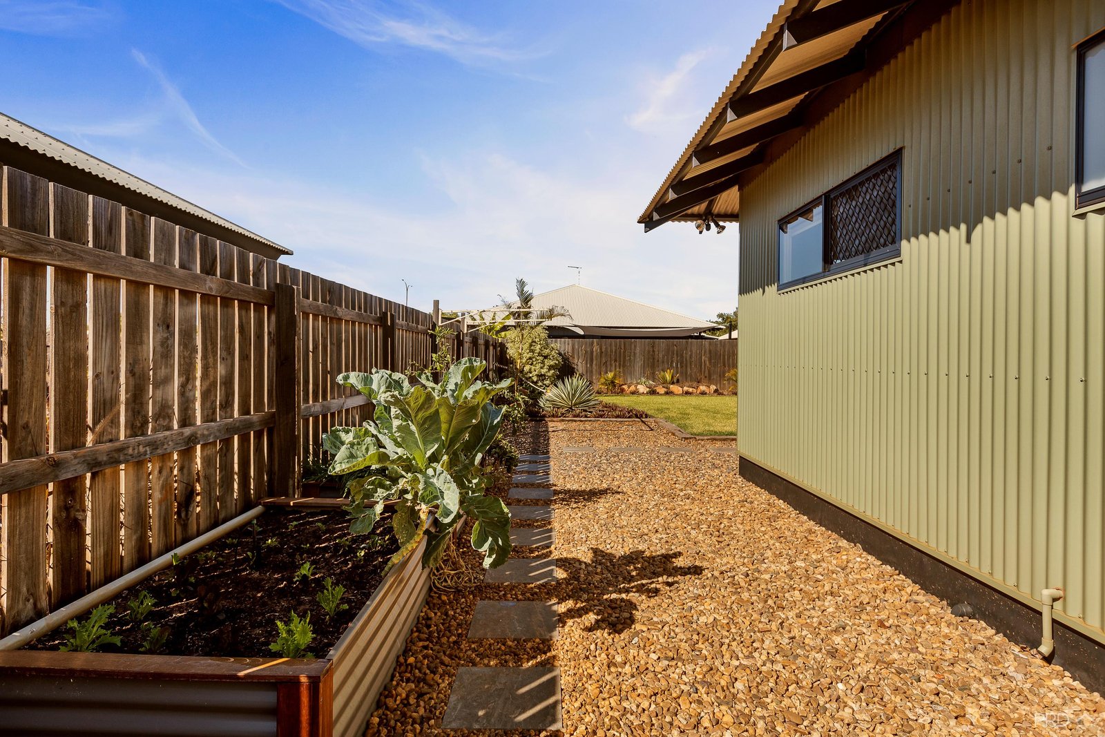 39 Sariago Terrace BILINGURR 12