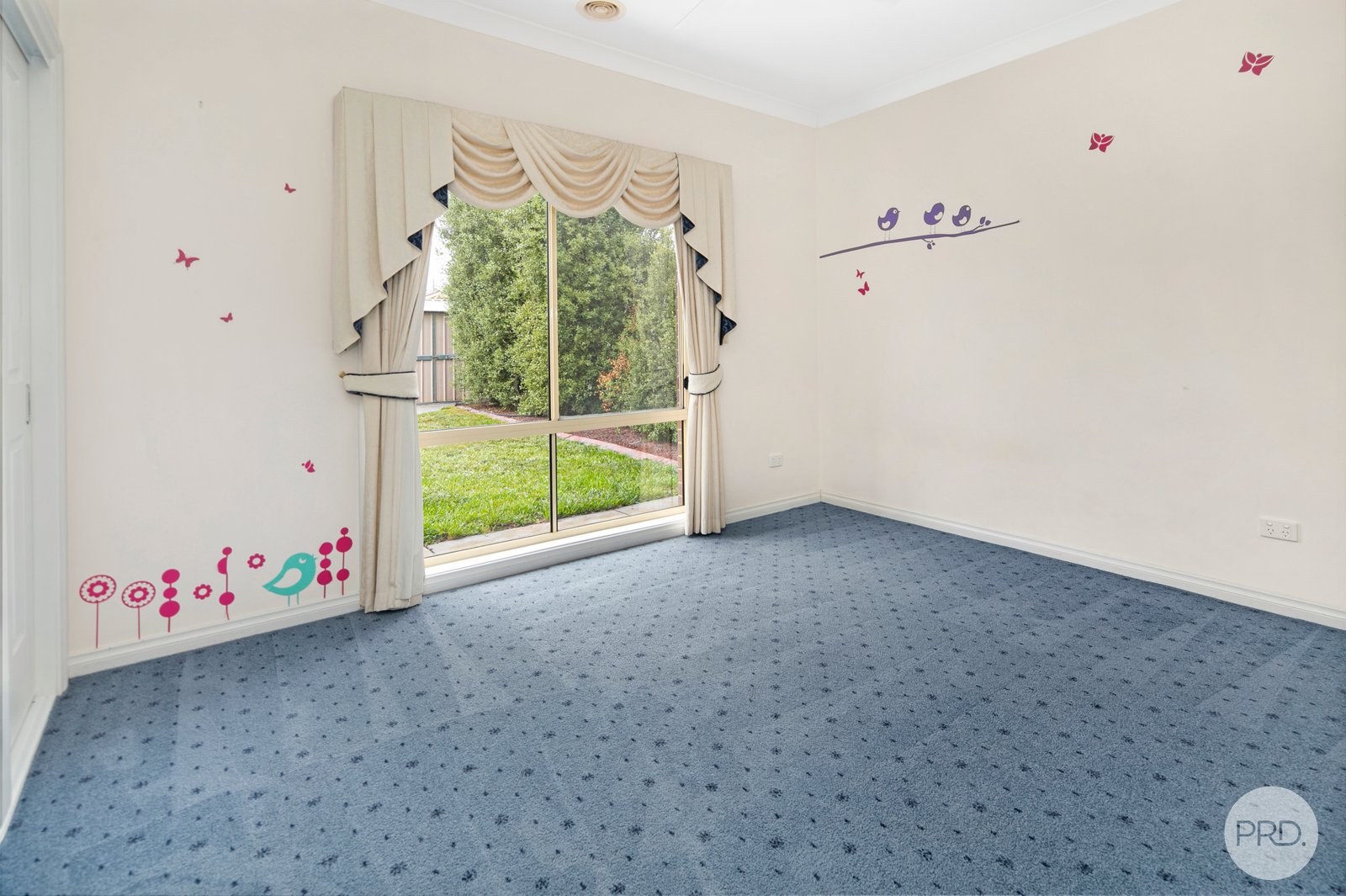 39 Scarborough Crescent ALFREDTON 3
