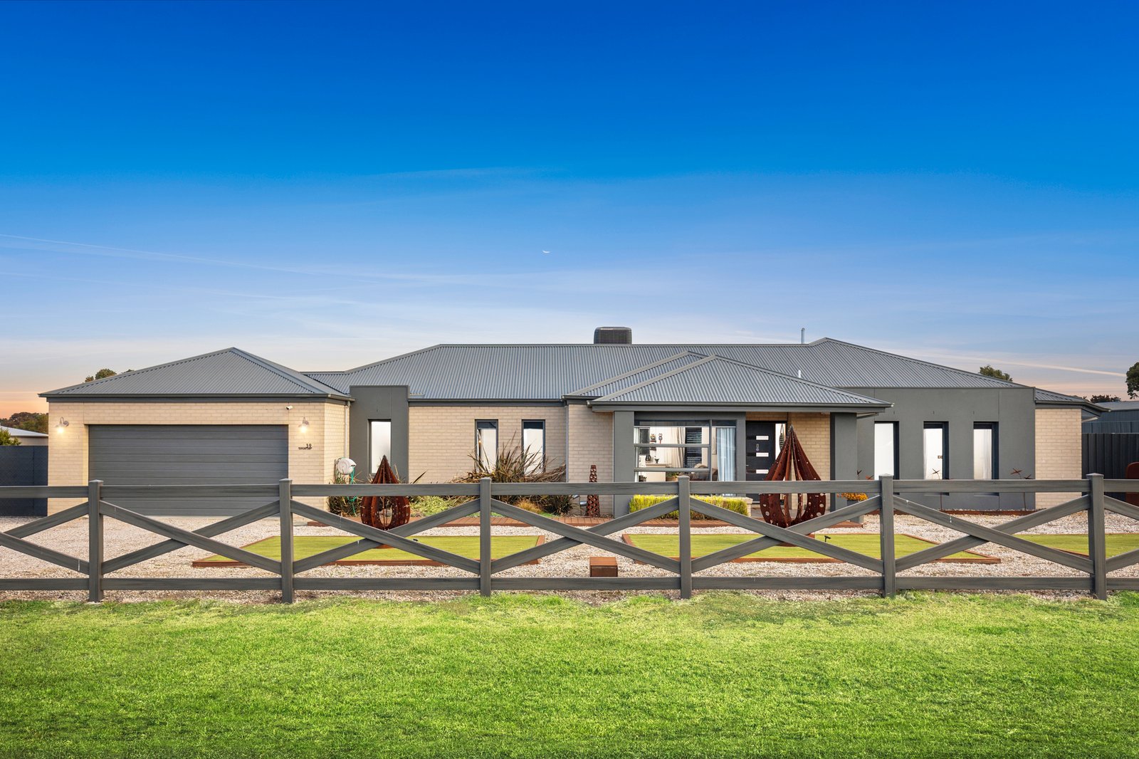 Gallery: 39 Scotland Court
