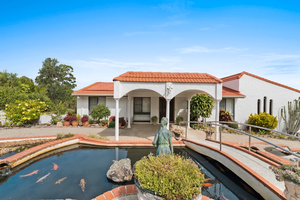 39 Smiths Road EMERALD BEACH 1