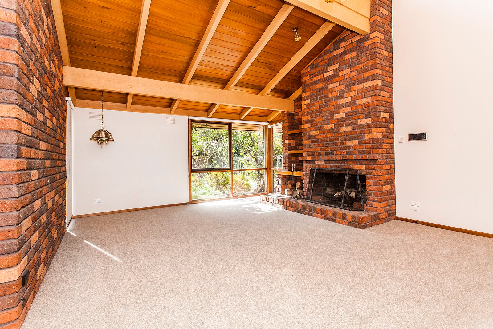 Real Estate and Property in 39 Smiths Road, Templestowe, VIC