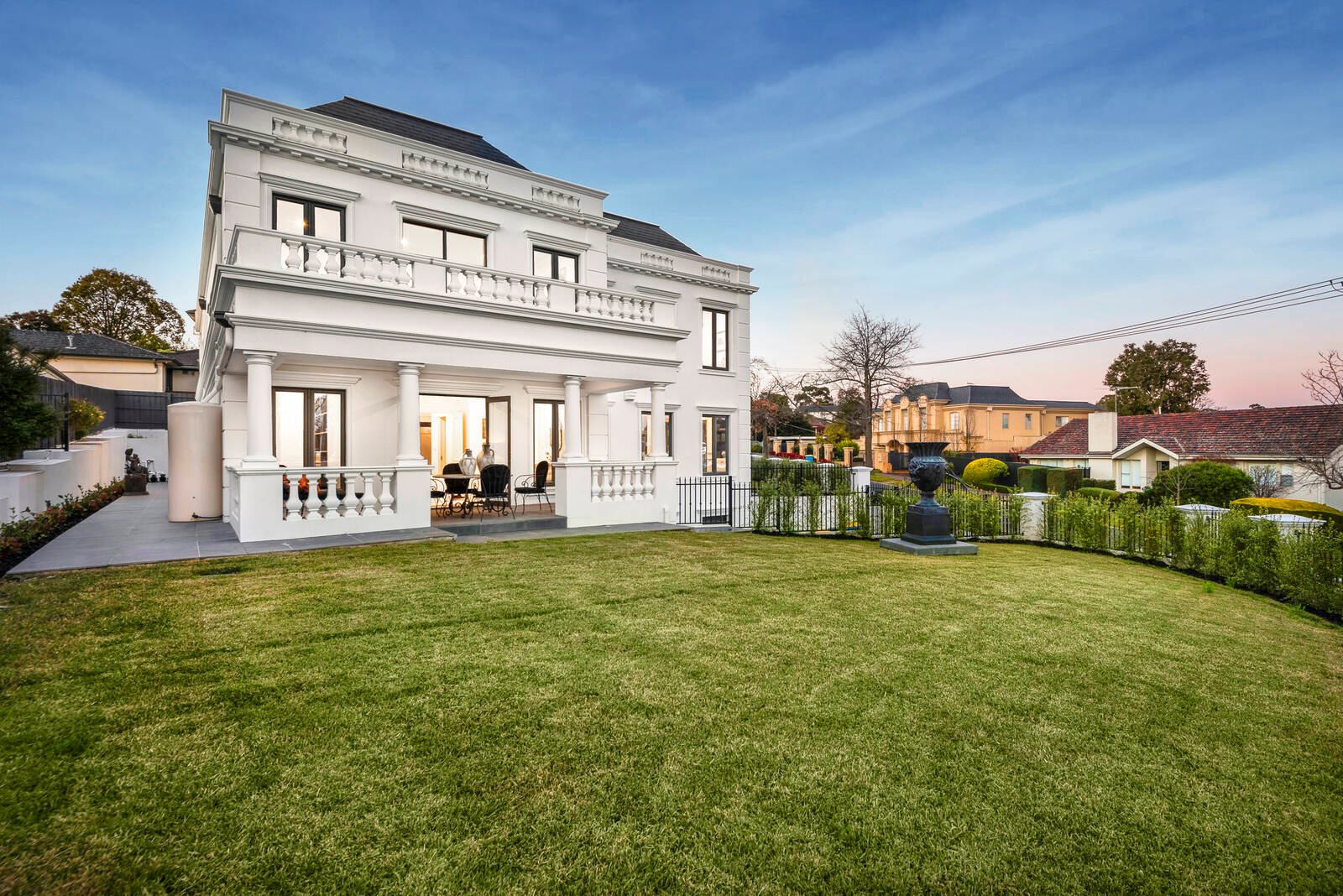 Real Estate and Property in 39 Stephens Street, Balwyn North, VIC