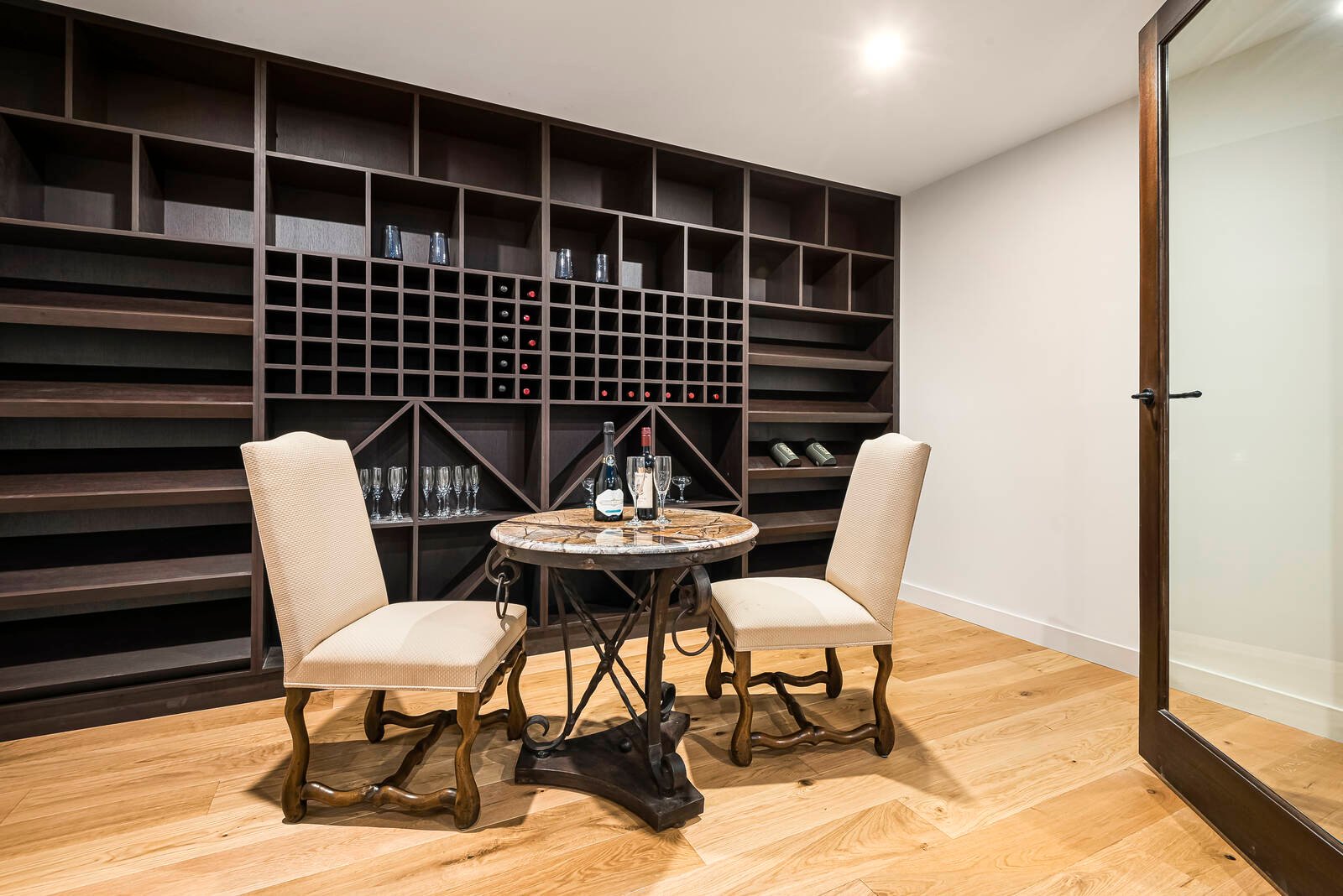 Real Estate and Property in 39 Stephens Street, Balwyn North, VIC