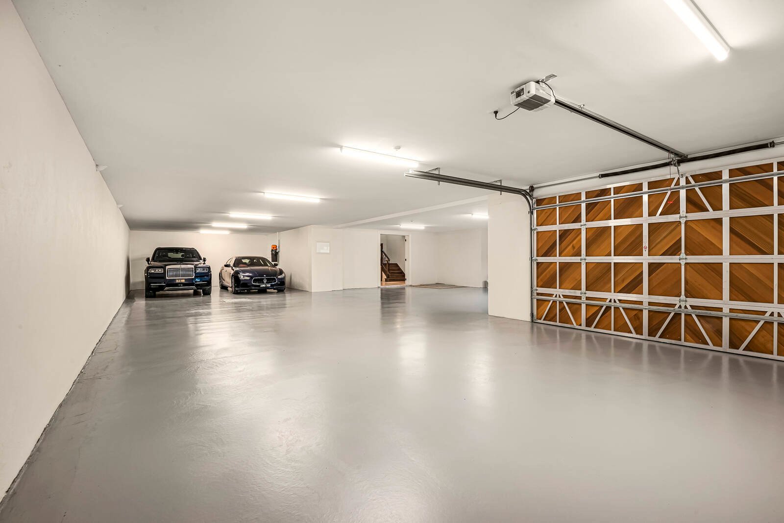 Real Estate and Property in 39 Stephens Street, Balwyn North, VIC