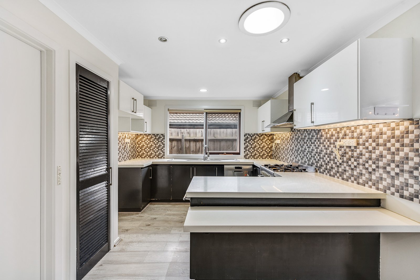 Gallery: 39 Tarago Crescent