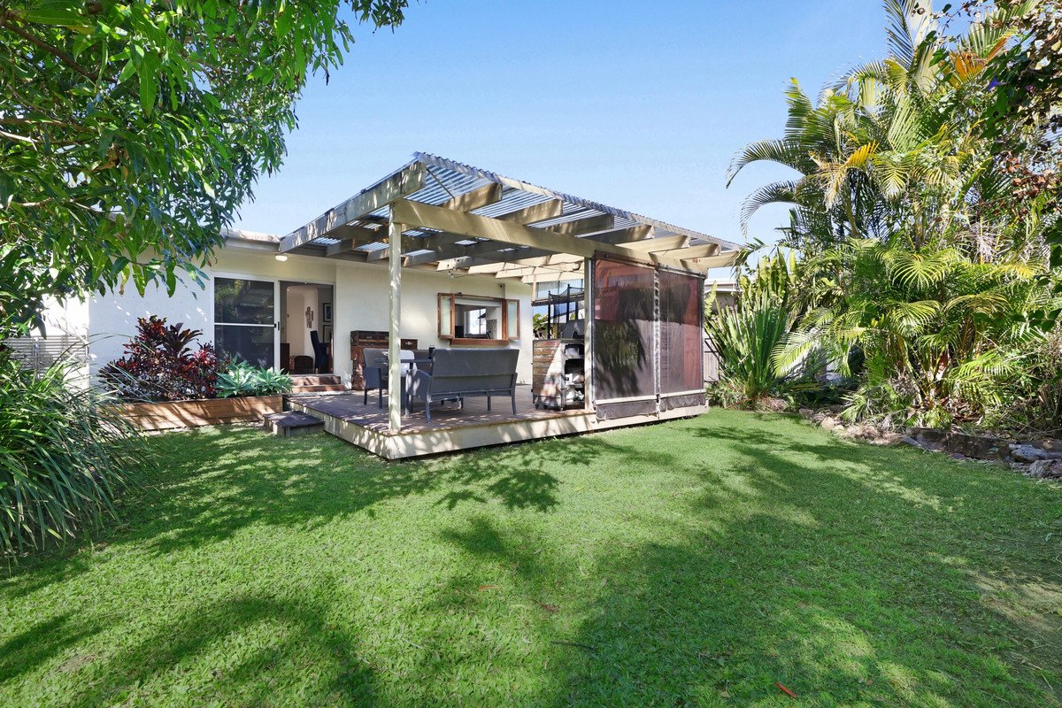 39 Tawarri Crescent Burleigh Heads 9