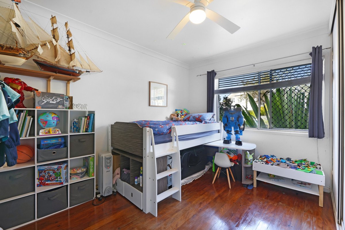 39 Tawarri Crescent Burleigh Heads 13