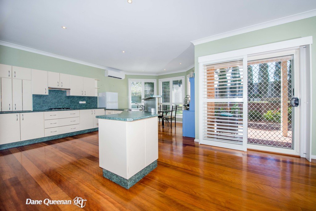 39 The Breakwater  CORLETTE 8