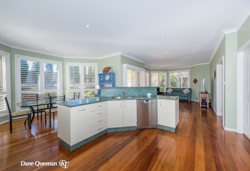 39 The Breakwater  CORLETTE 9