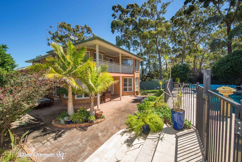 39 The Breakwater  CORLETTE 13