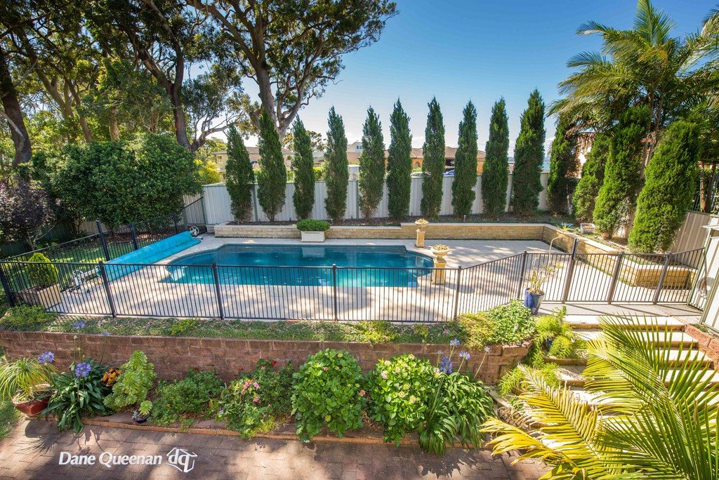 39 The Breakwater  CORLETTE 18