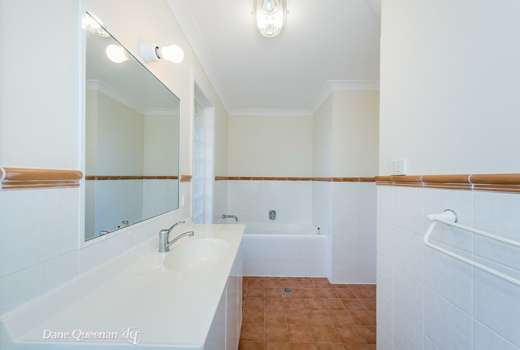 39 The Breakwater  CORLETTE 23