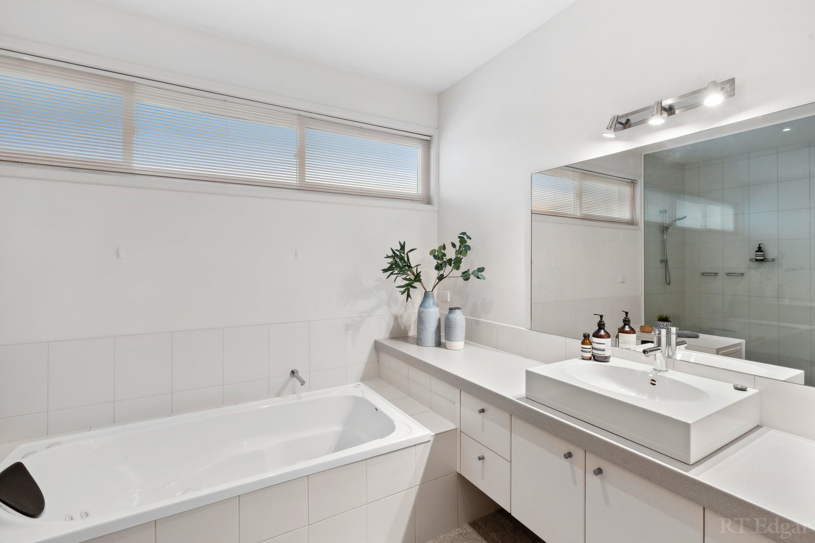 Real Estate and Property in 39 The Esplanade, Portarlington, VIC