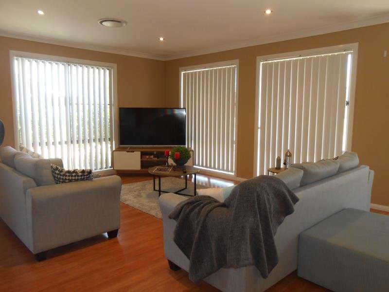 39 The Retreat TAMWORTH 5