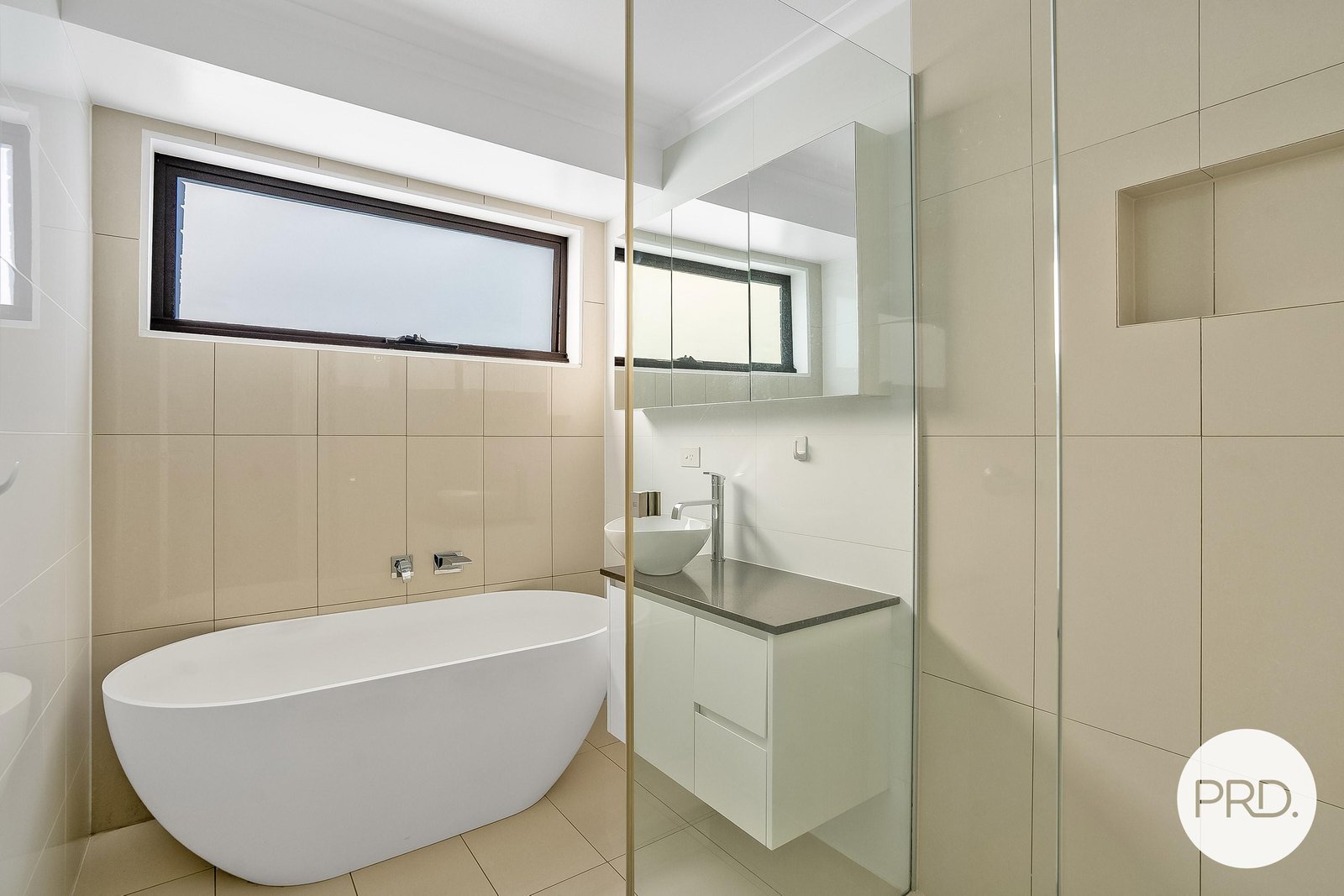 39 THIRD Avenue MIDWAY POINT 7