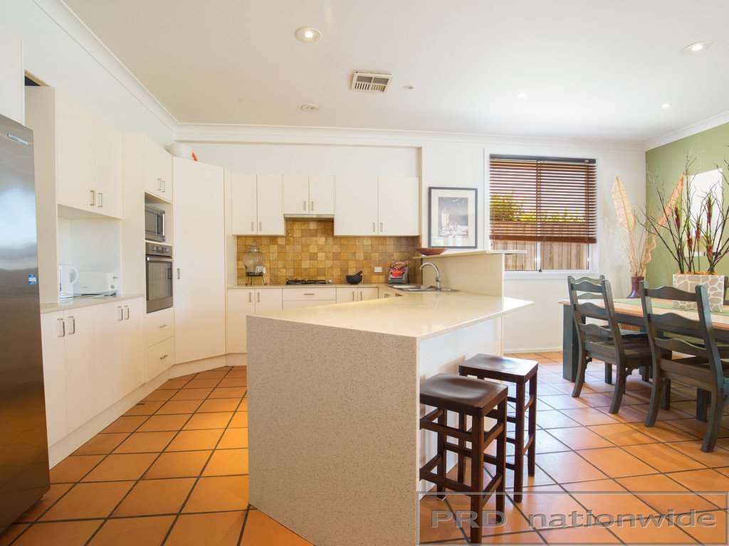 39 Turnbull Drive EAST MAITLAND 10