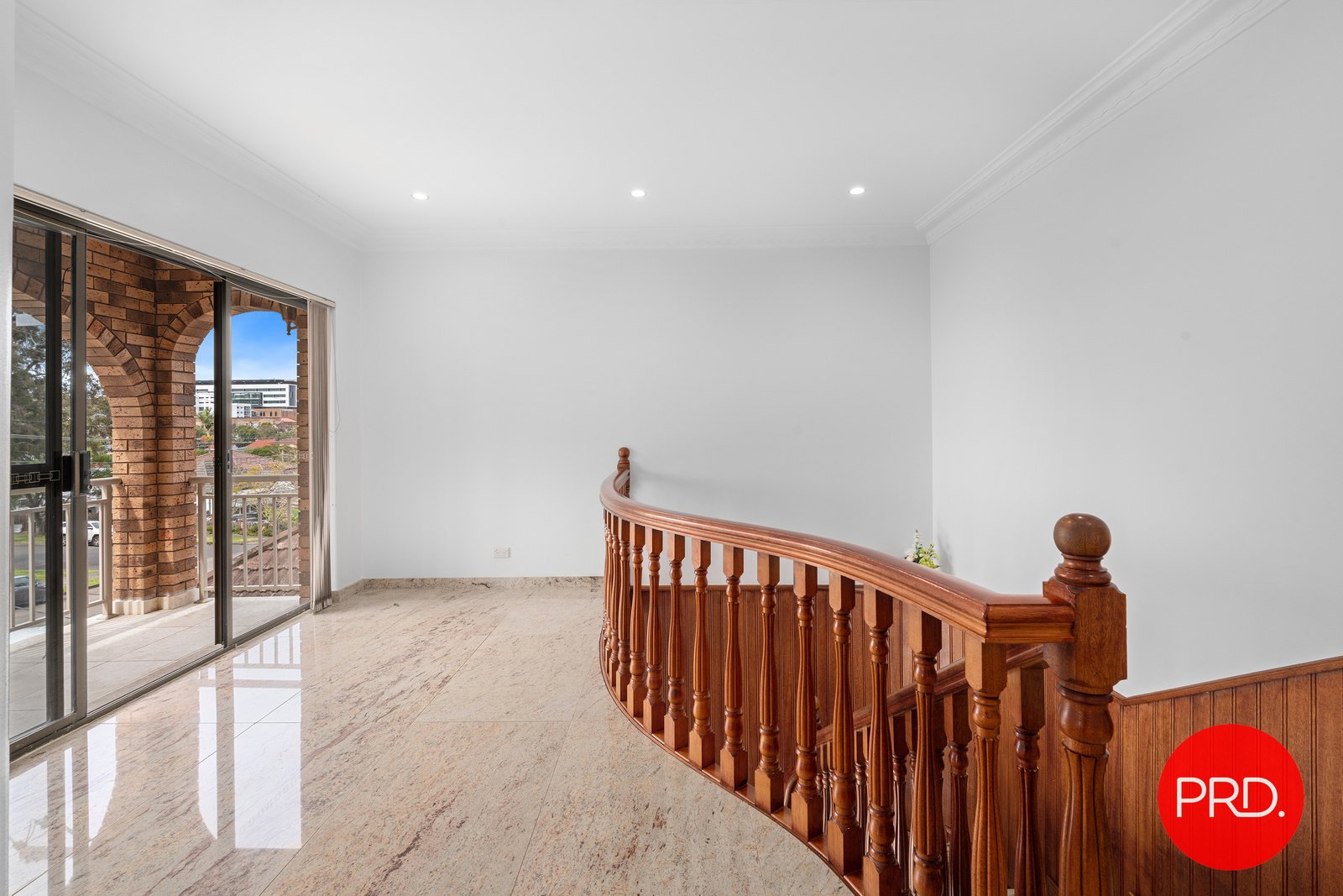 39 Union Street KOGARAH 9