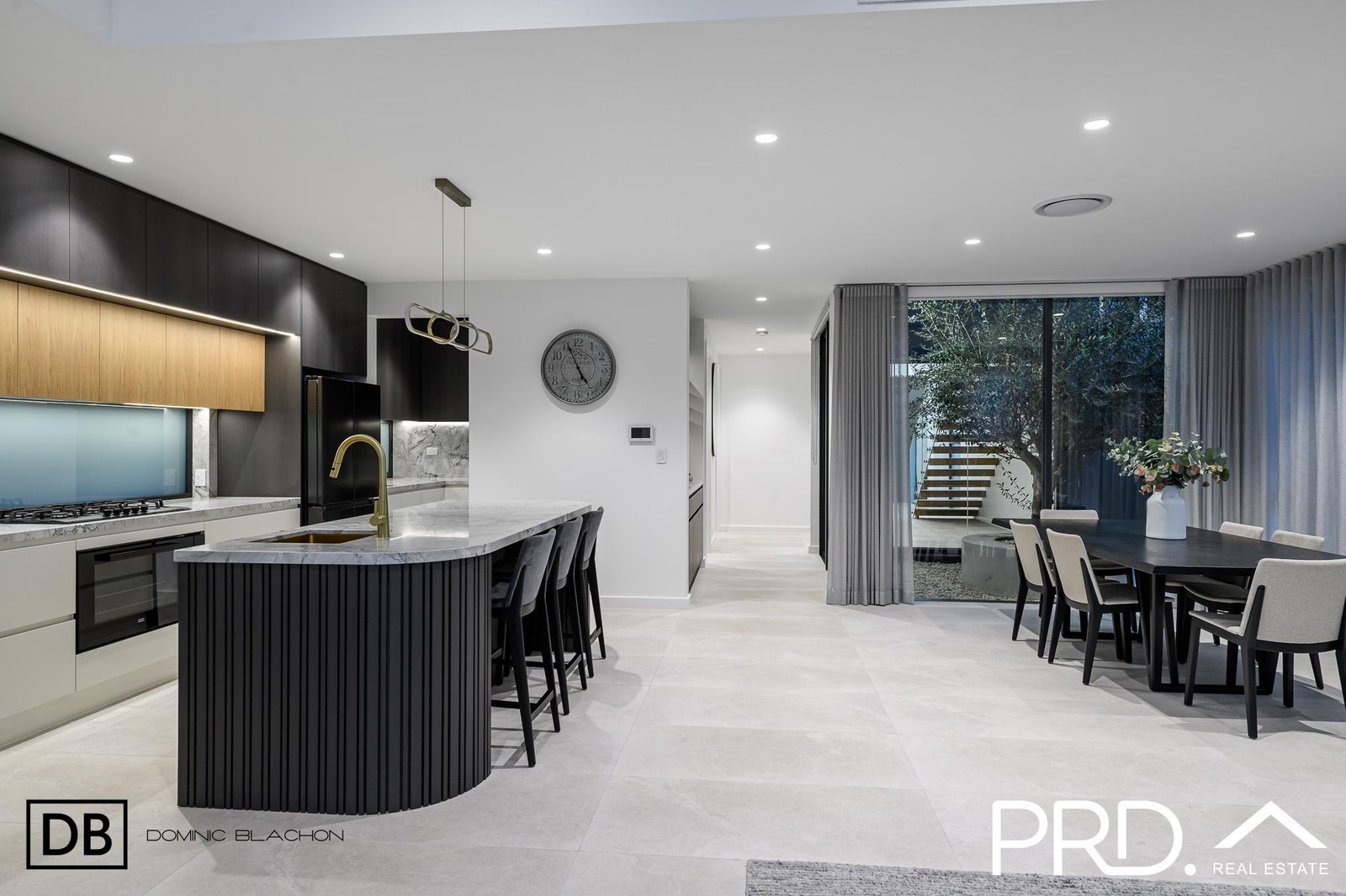 39 Victor Avenue PICNIC POINT 4