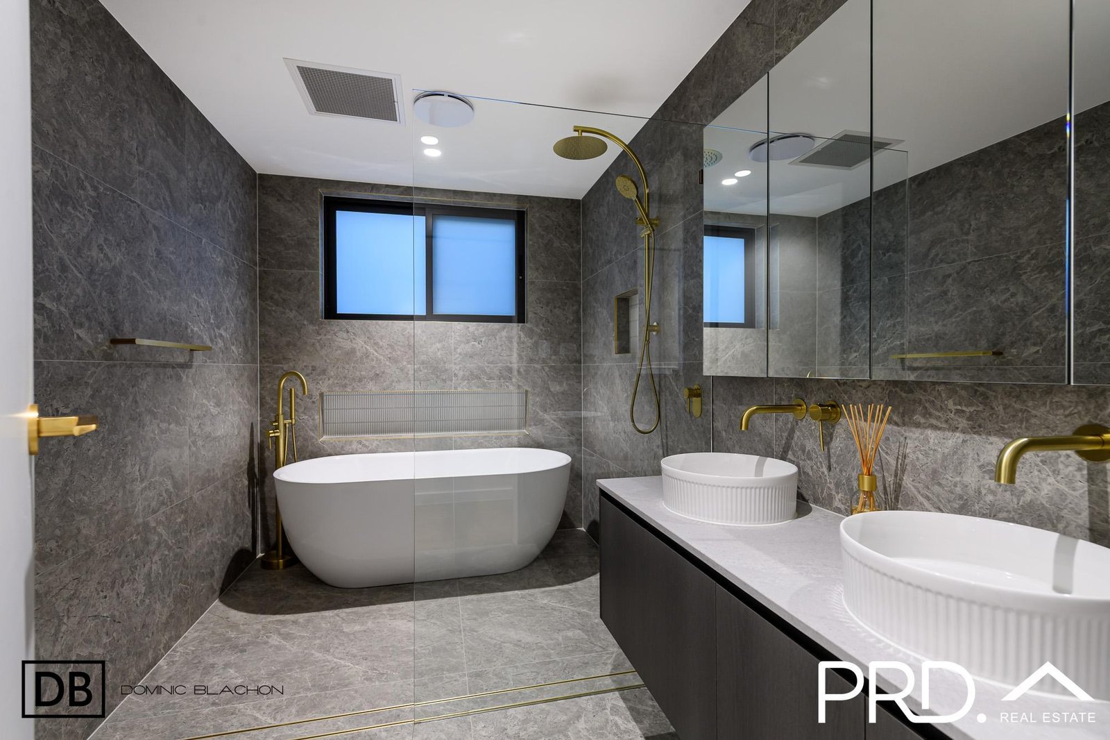 39 Victor Avenue PICNIC POINT 17