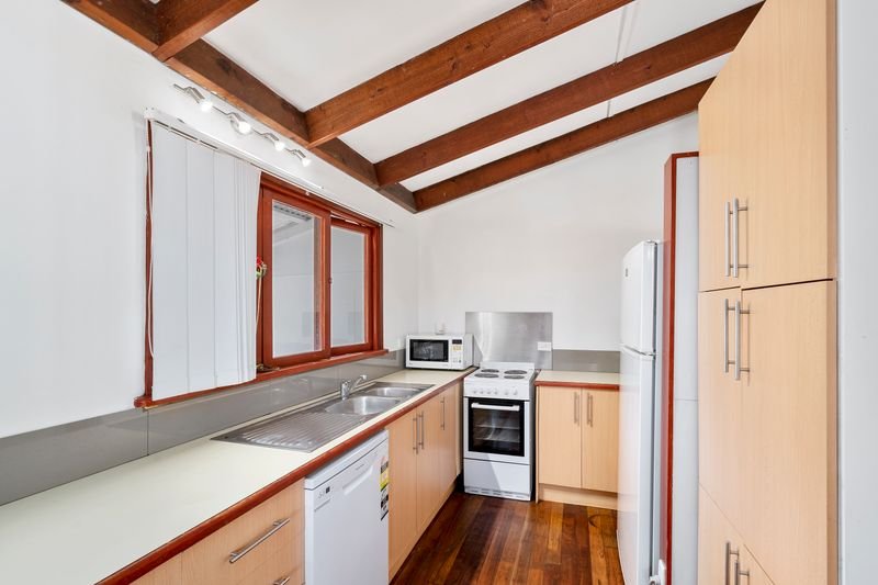 39 Warana Avenue SOUTHPORT 5