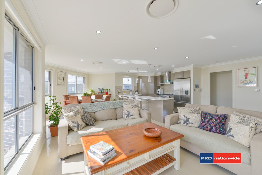 39 Warrah Drive TAMWORTH 3