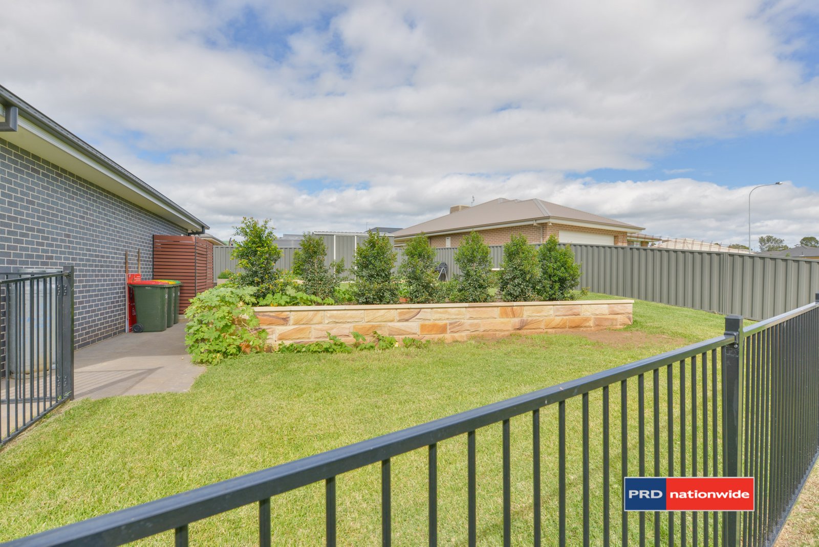 39 Warrah Drive TAMWORTH 10
