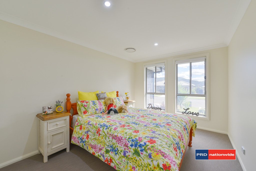 39 Warrah Drive TAMWORTH 17