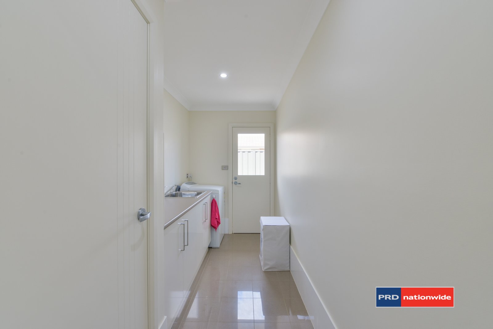 39 Warrah Drive TAMWORTH 18