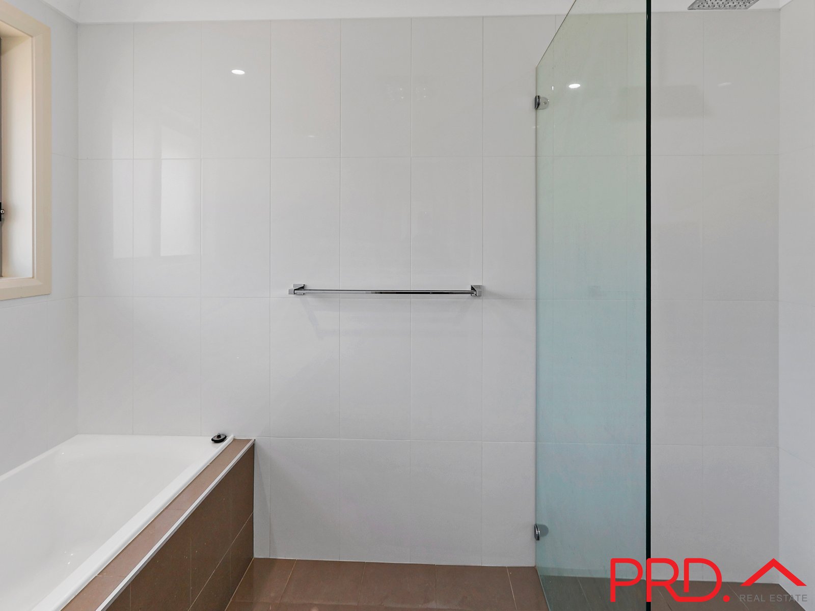 39 Warrah Drive TAMWORTH 15