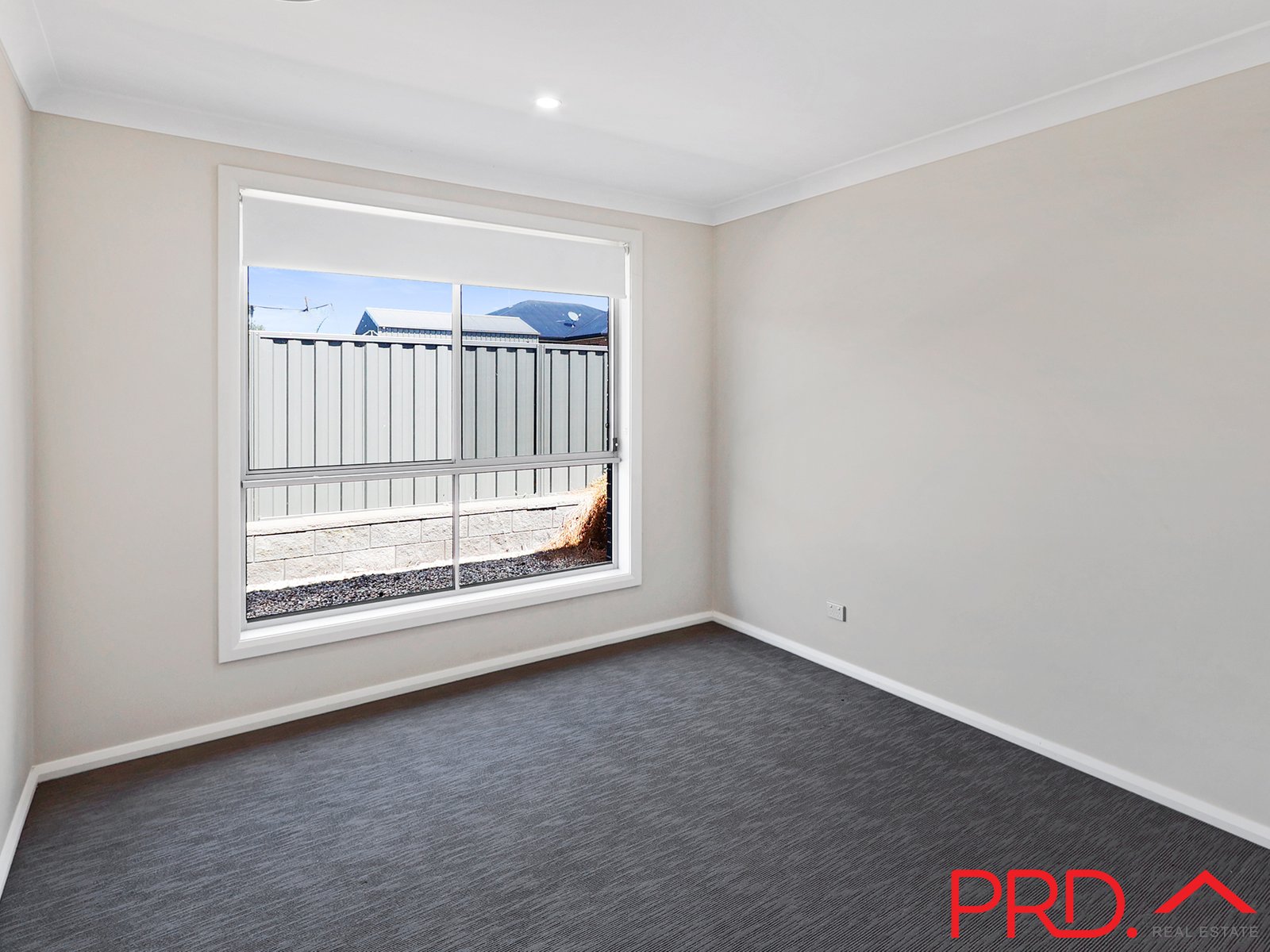 39 Warrah Drive TAMWORTH 16