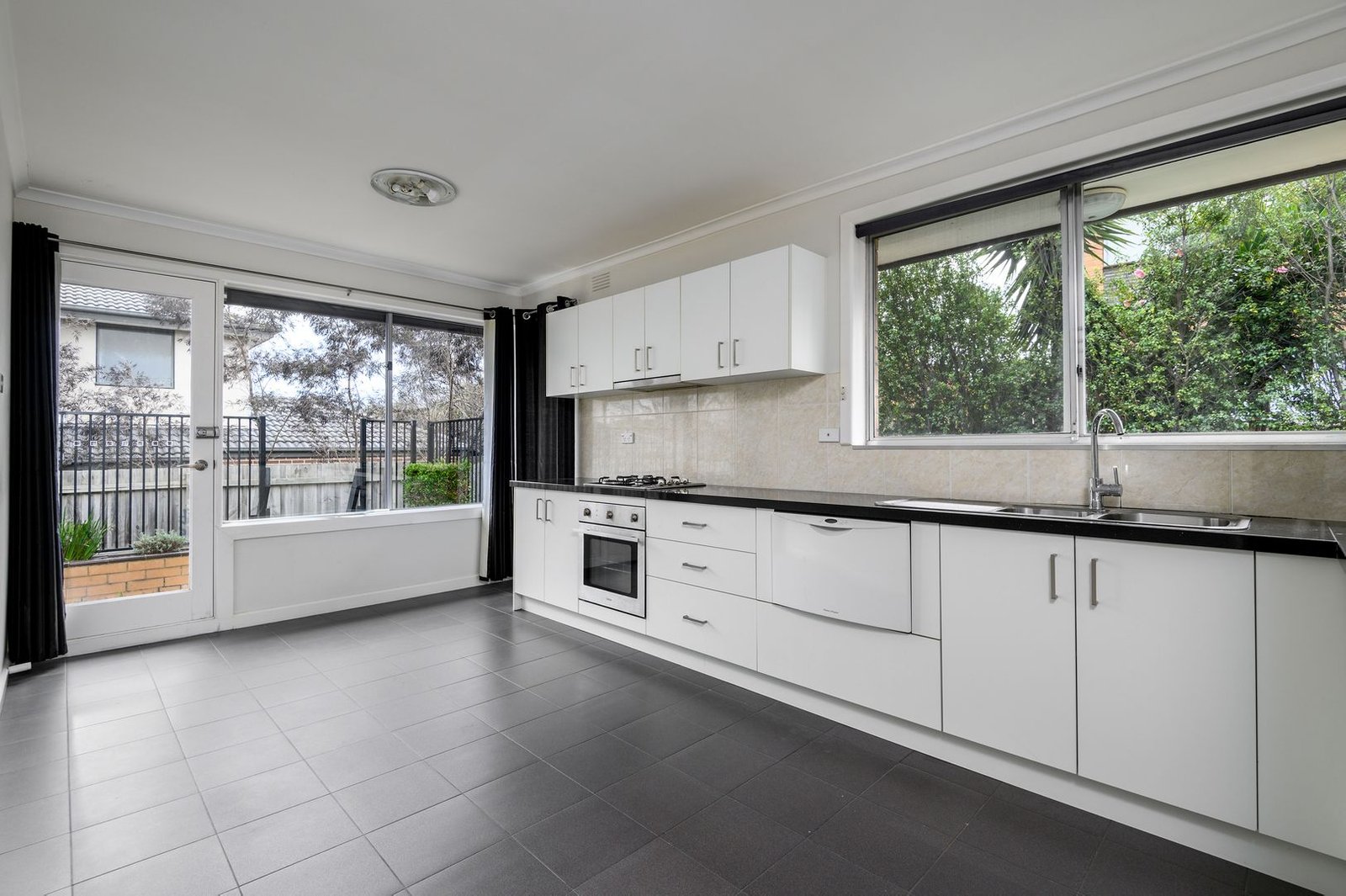 Gallery: 39 Wattle Grove
