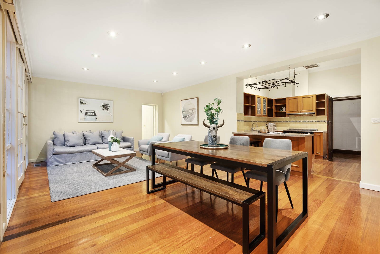 Real Estate and Property in 39 Williams Road, Blackburn, VIC