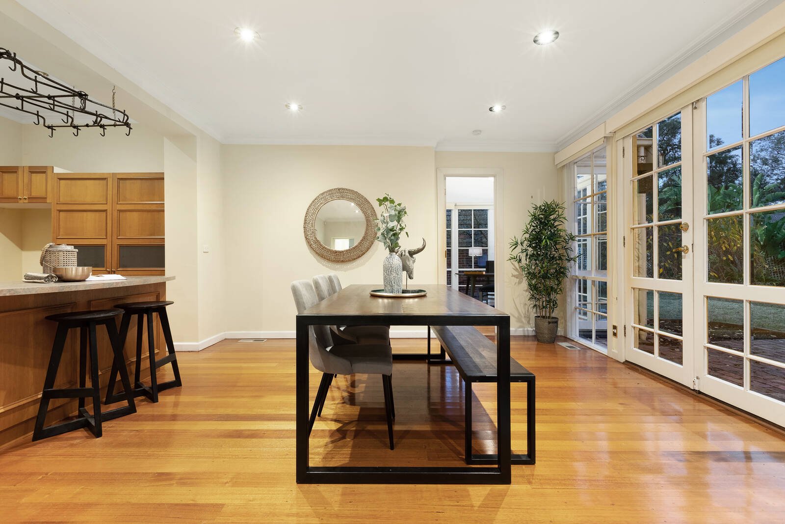 Real Estate and Property in 39 Williams Road, Blackburn, VIC