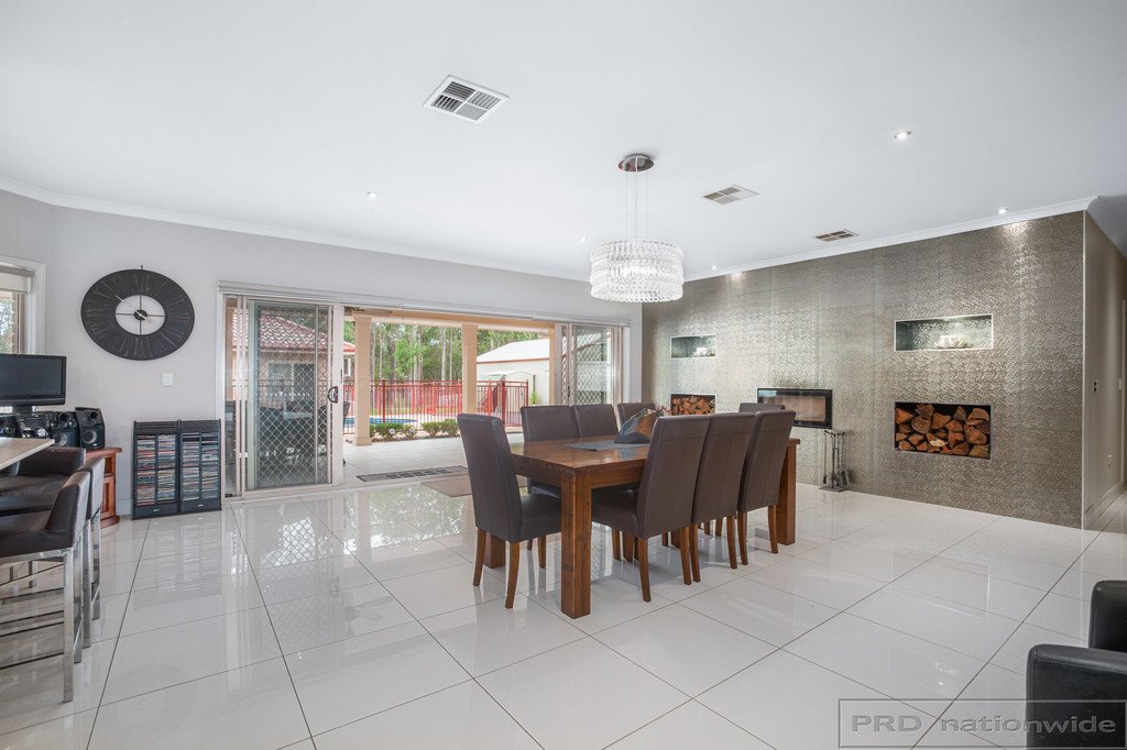 39 Woodlands Dr  THORNTON 4