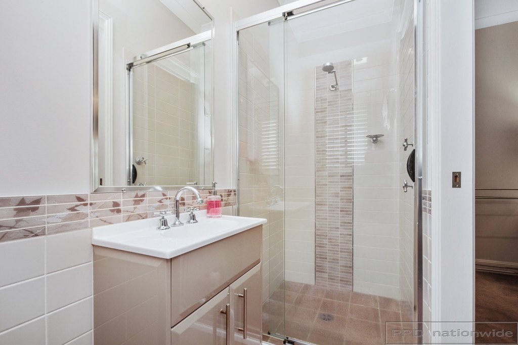 39 Woodlands Dr  THORNTON 11