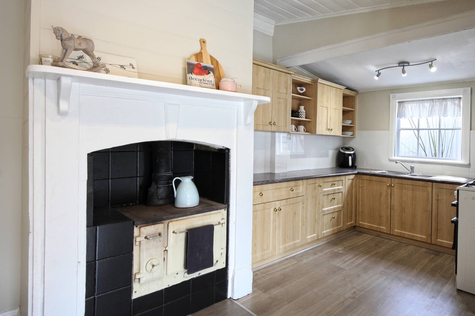 Real Estate and Property in 39 Yaldwyn Street East, Kyneton, VIC