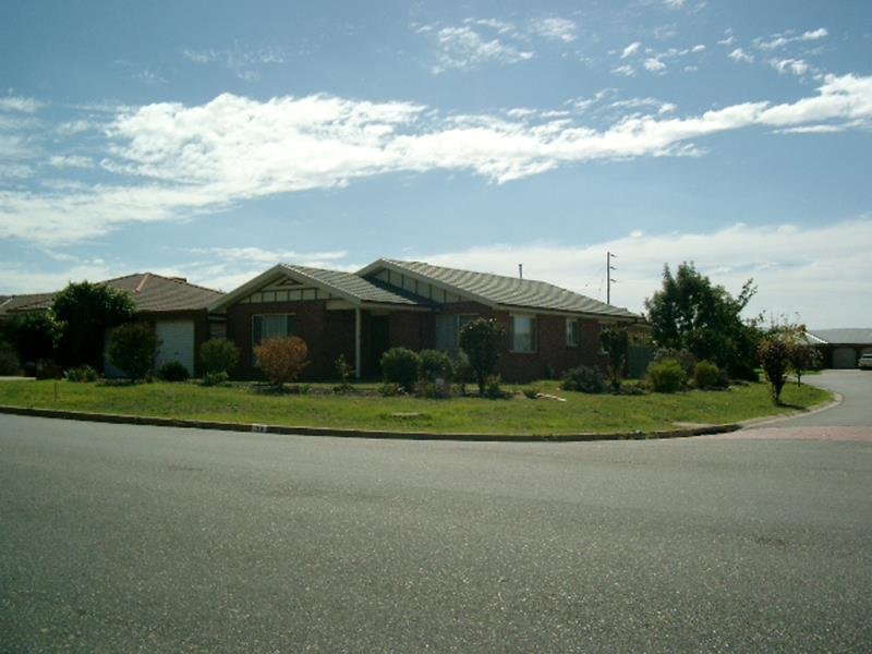 39 Yentoo Drive GLENFIELD PARK 1