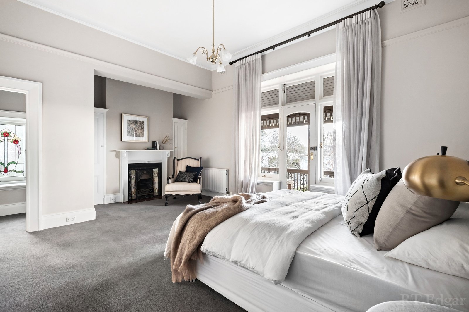 Real Estate and Property in 390 Glenferrie Road, Malvern, VIC